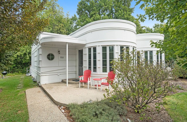 SLEEPY HOLLOW BEACH RESORT INTRODUCES COTTAGE 8A!