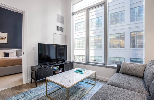 Smart Rincon Hill 1BR w/Gym, Open-Air Hot Tub, nr. SVB by Blueground