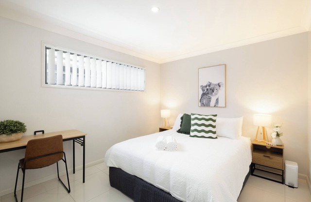 Smart Suites Self Check-in Apartments - 18 Darnley