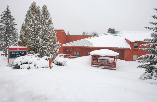 Snow Cap Inn
