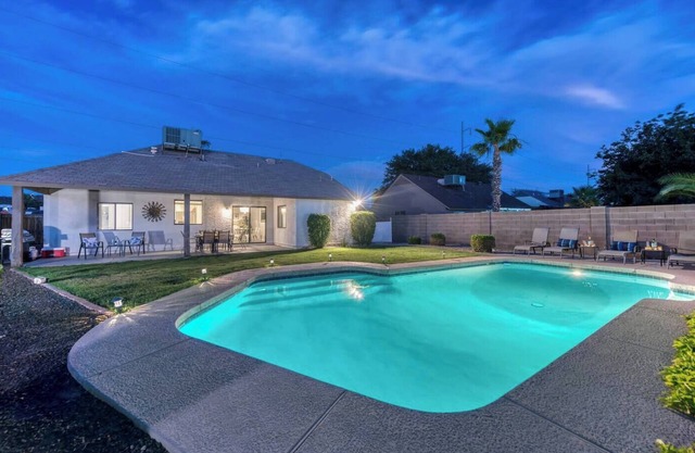 So Private! Home with FREE heated pool! by SPJ Hosting