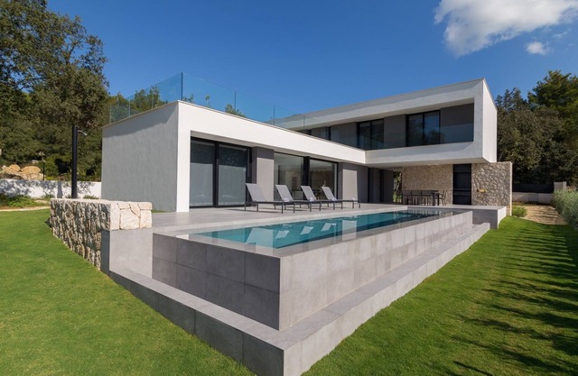 Sol Crestatx - Beautiful and modern villa located in Crestatx