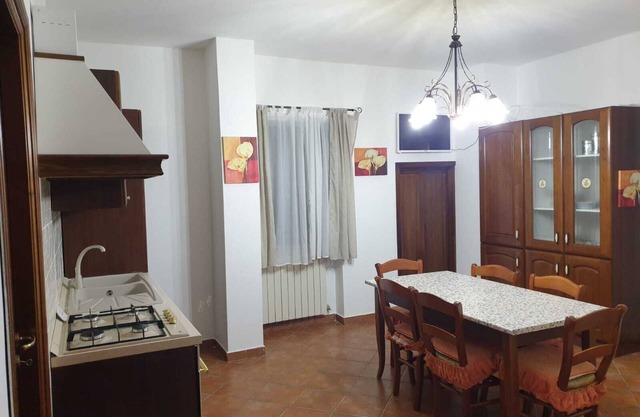 Soleluna Paestum Alba 100 m from the sea, with large garden for families or friends