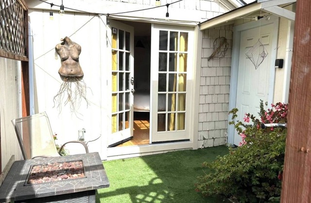 Sol & Luna Garden Getaway