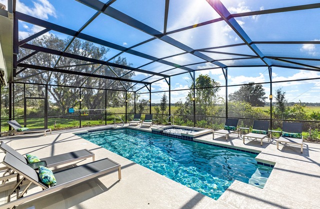 Solterra Sunshine - extra large pool/spa faces South- views - game room, resort