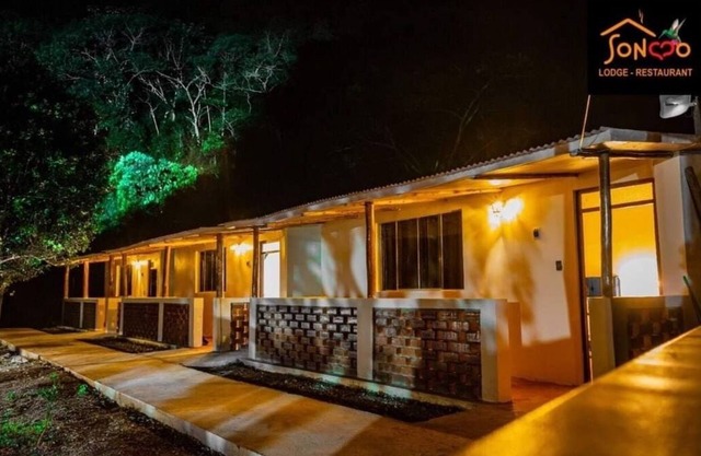 Soncco Lodge