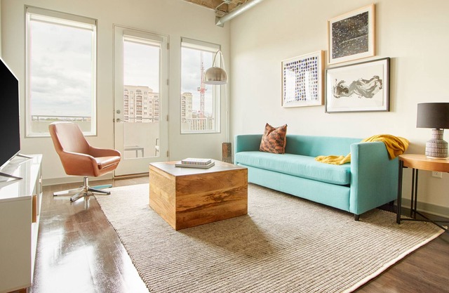 Sonder at 549 Peachtree | One-Bedroom Apartment w/ Balcony