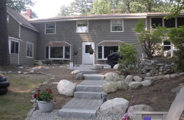 Songo River Lodge: A retreat with access to Sebago Lake, Brandy Pond, Long Lake.