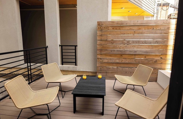 Sosuite | 1BR Apt w Patio, W/D, Sofabed