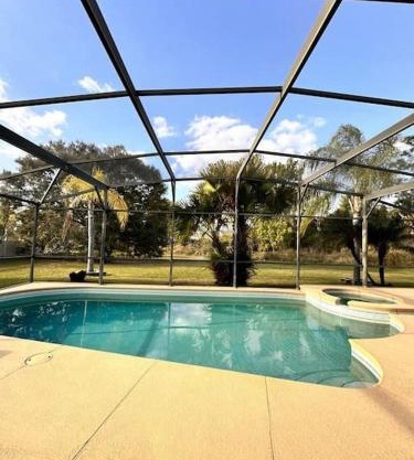 South Facing Private Pool & Spa - Family Friendly Vacation Home with White Rose Villas