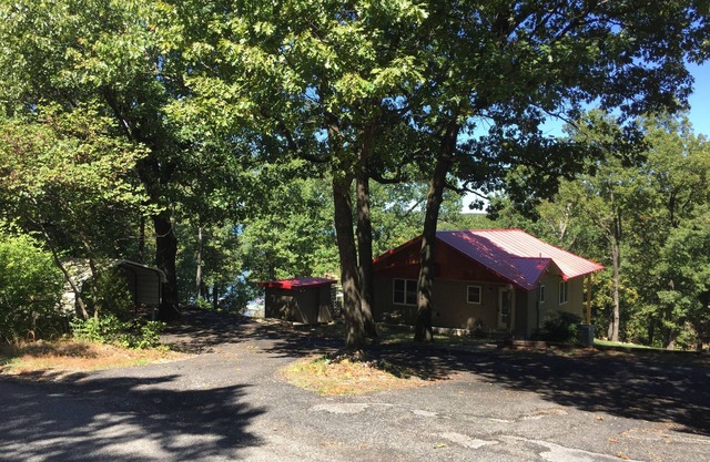 South Grand Lake Front with Hot Tub near Disney & New Circle Drive
