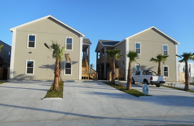 South Padre Newest 2 Bed/2 Bath Condo At The Island