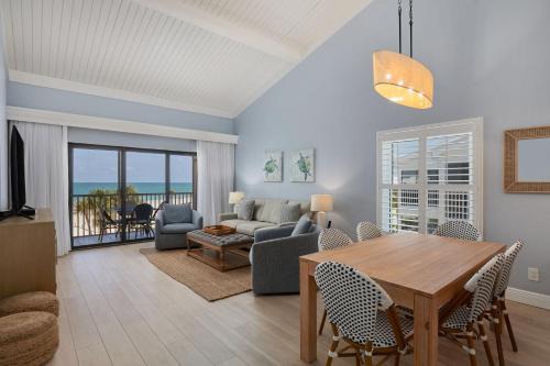 South Seas Beach Villa 2638