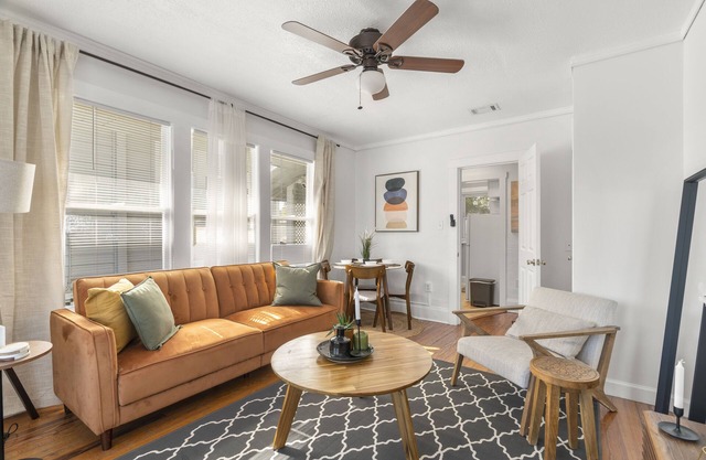 South Tampa: Near Hyde Park, Near Bayshore, Near Downtown