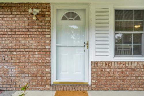 Southern Enchantment at Wilmington Island - Cozy Savannah Haven