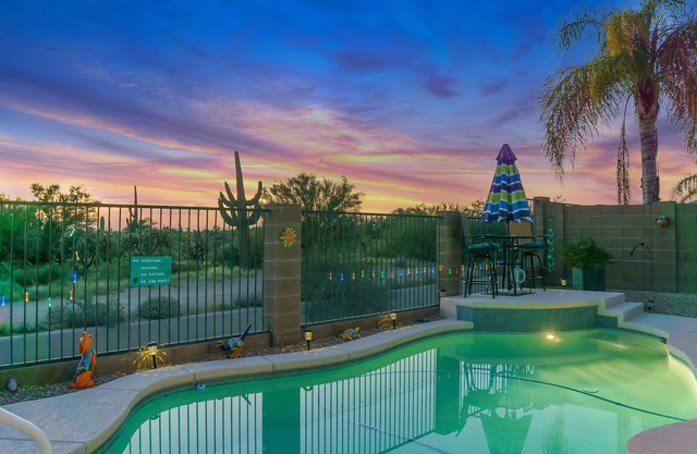 Southwest Beauty with Pool