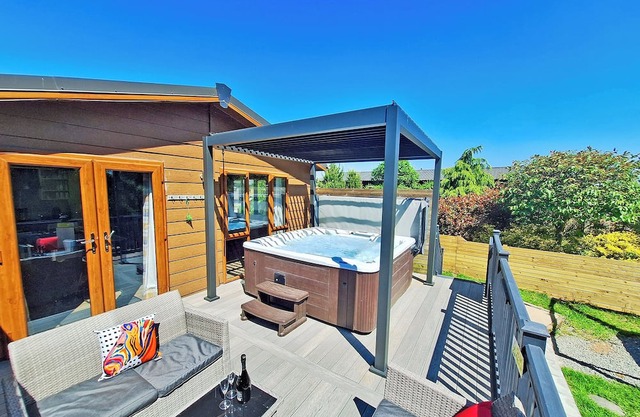 Spa Castaway (Pet Garden)