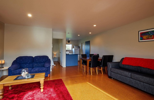 Spacious 1 bedroom Cottage