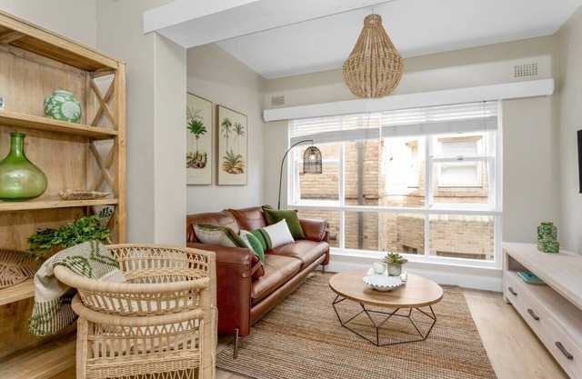 Spacious 2-Bed Apartment in the heart of Manly