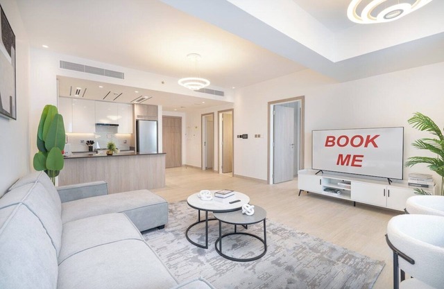 Spacious 2 Bedroom Apartment in Jumeirah Lake Towers, Modern Comfort in a Prime