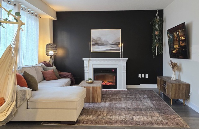 Spacious 2800 sqft home,18 mins to the falls & wineries. Perfect for families!