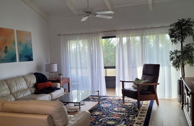 Spacious 2bed/bath, quiet, and private