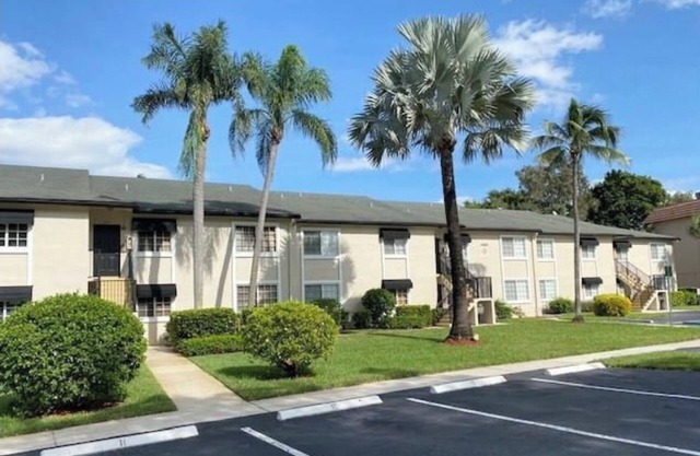 Spacious 2bed Condo in Deerfield Beach