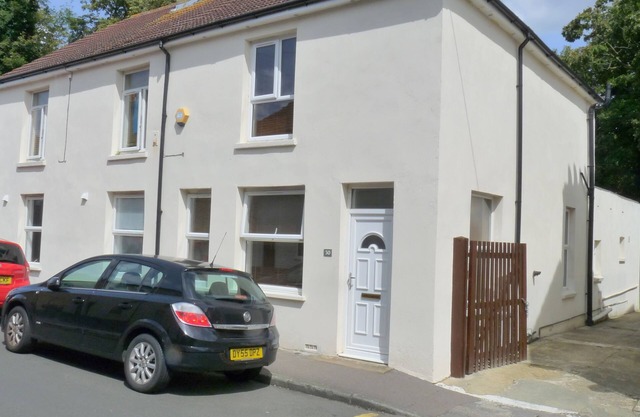 Spacious 3-bedroom house with superfast Wi-Fi