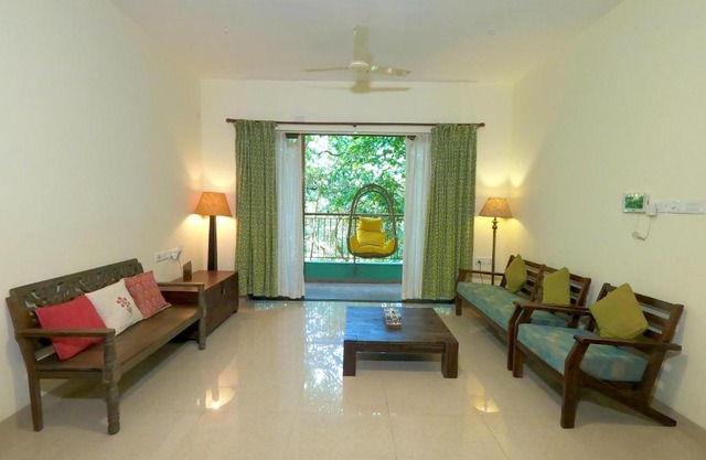 Spacious 3BR Oasis with Wi-Fi short Drive to Panjim & Casinos C1-101