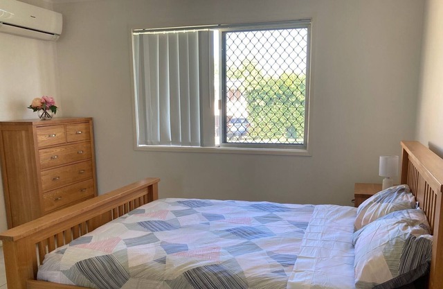 Spacious 4 bedroom house in Rochedale South