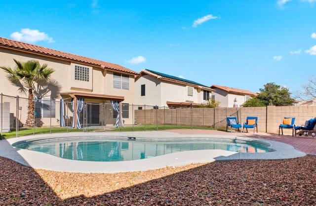Spacious 4 bedroom home with pool