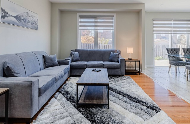 Spacious 4-Bedroom Retreat in Brampton