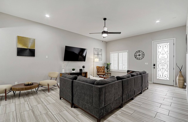 Spacious 4-Bedroom Haven/Ideal for Extended Stay
