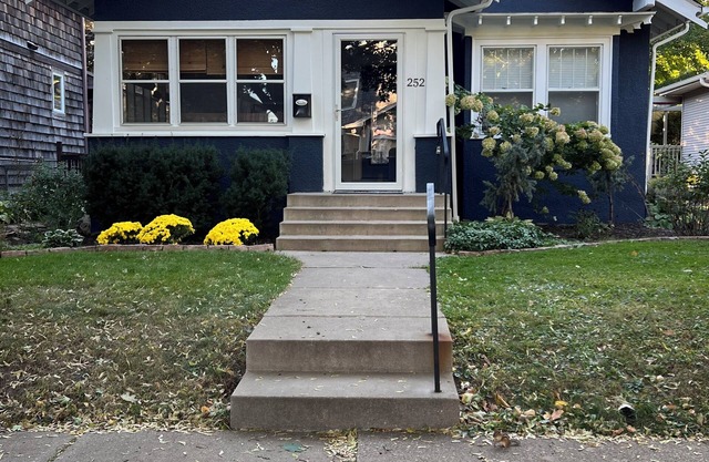 Spacious 4-bedroom 2-bathroom house in charming Minneapolis neighborhood