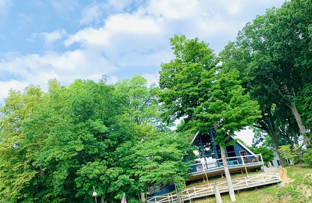 Spacious 5 bdr Lake Shafer house with breathtaking view