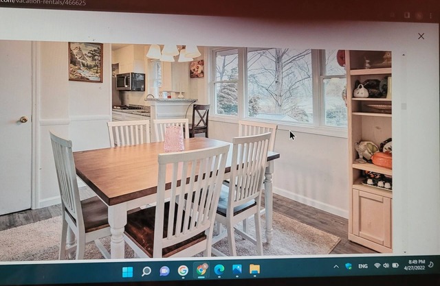 Spacious 5-bedroom villa with WiFi, AC in pleasant New Carrollton