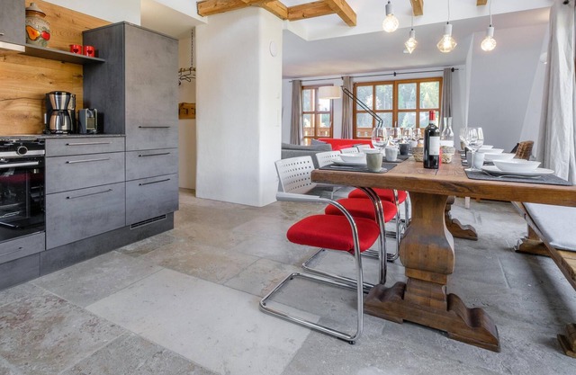 Spacious and luxurious penthouse with stunning views