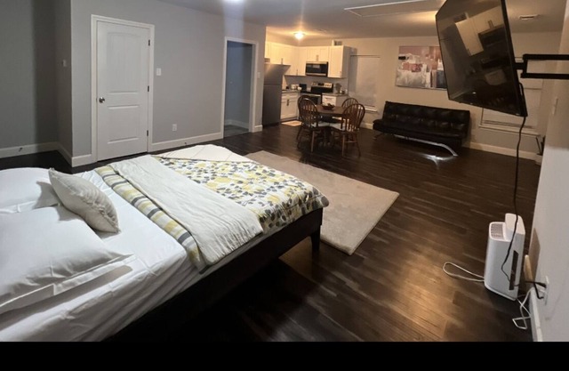 Spacious and Stylish Suite!