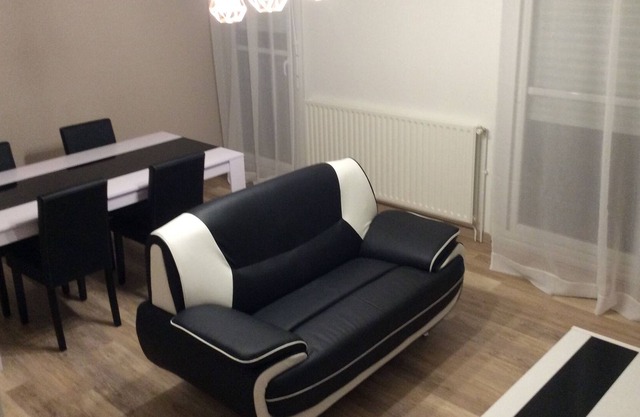 Spacious apartment-Doutre-St Jacques- 3 bedrooms