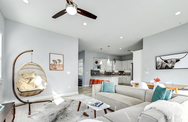 Spacious Boho House + Near Downtown, Domain, UT