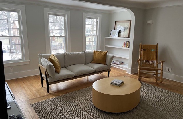 Spacious, Bright and Airy One Bedroom Apartment