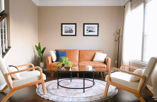 Spacious & bright for Families & Large Groups with Modern Amenities.