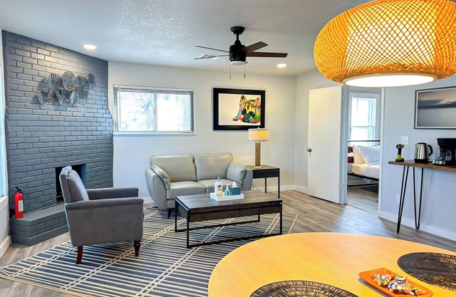 Spacious Budget 1BR | 9 Mins to OKC State Fair | Near Will Rogers Garden #41B