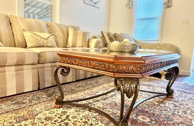 Spacious Cape Cod in Monroeville