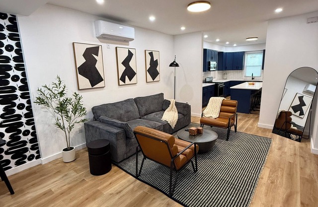 Spacious Chic 4-bedroom house in the brilliant Bronx near Montefiore hospital