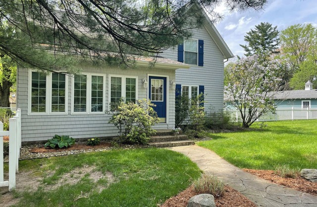 Spacious Clear Lake Retreat with private yard and great sandy beach.