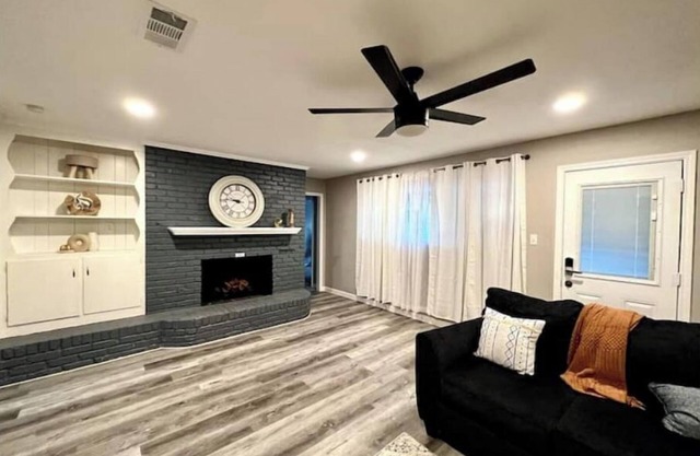 Spacious/Cozy home in Fort Worth!