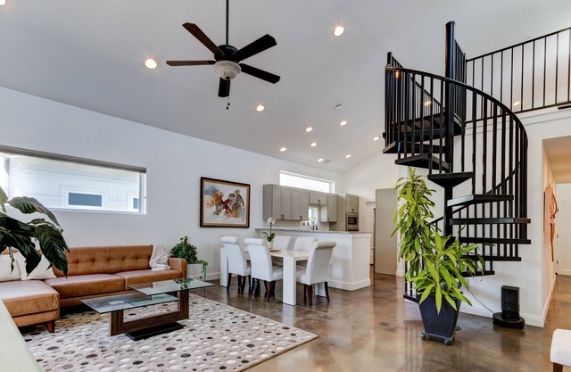 Spacious East Austin Oasis
