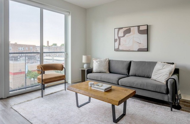 Spacious Edgewater 2BR w/ Gym & Lounge, nr Red Line, by Blueground