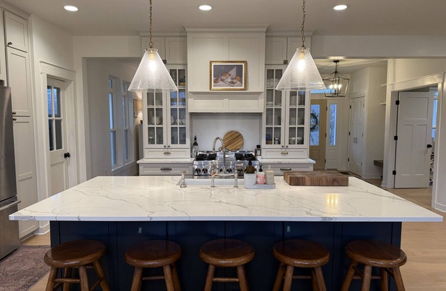 Spacious & Fun 5-bedroom Family Retreat In Welcoming Mount Pleasant